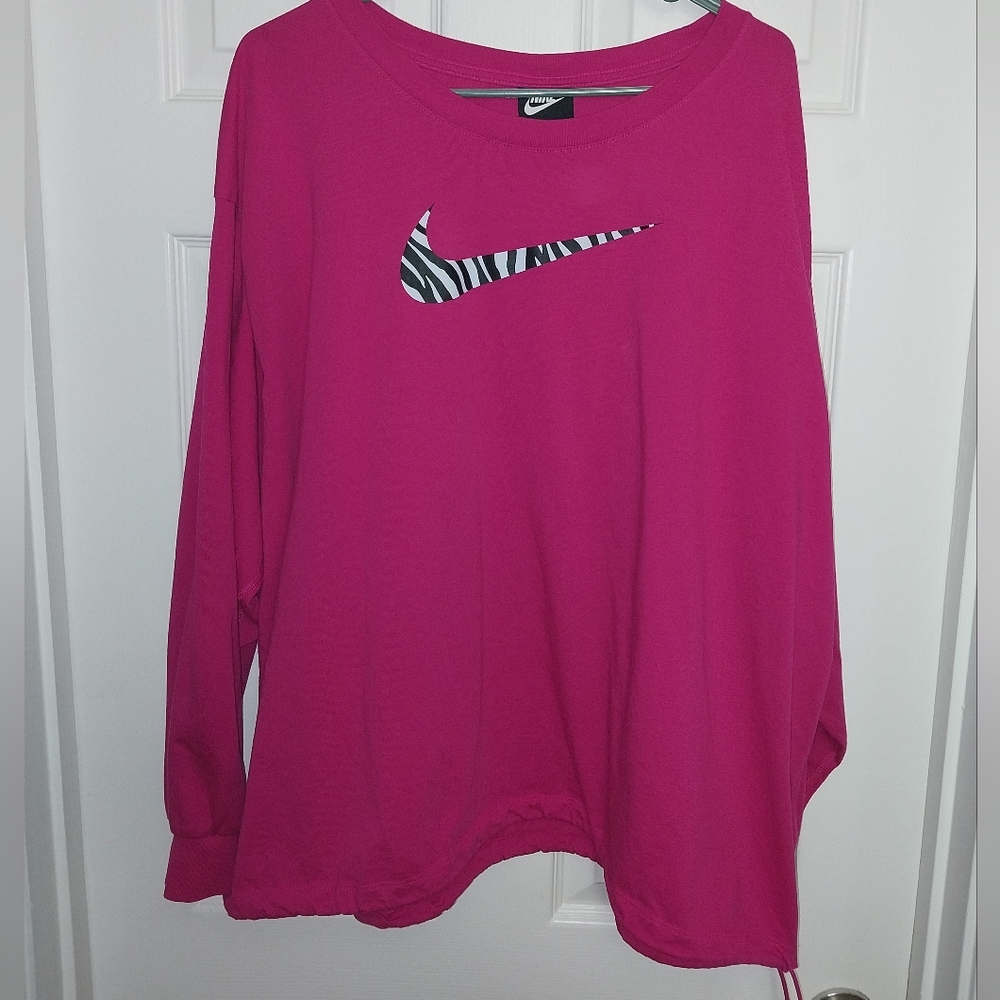 Nike Ling Sleeve Shirt